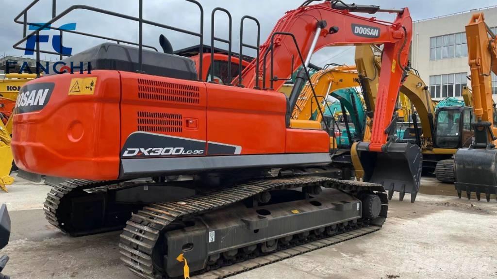 Doosan DX 300 LC Koparki gąsienicowe