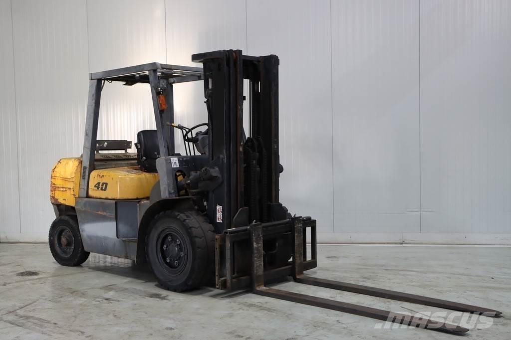 TCM FD40T2 Wózki Diesla