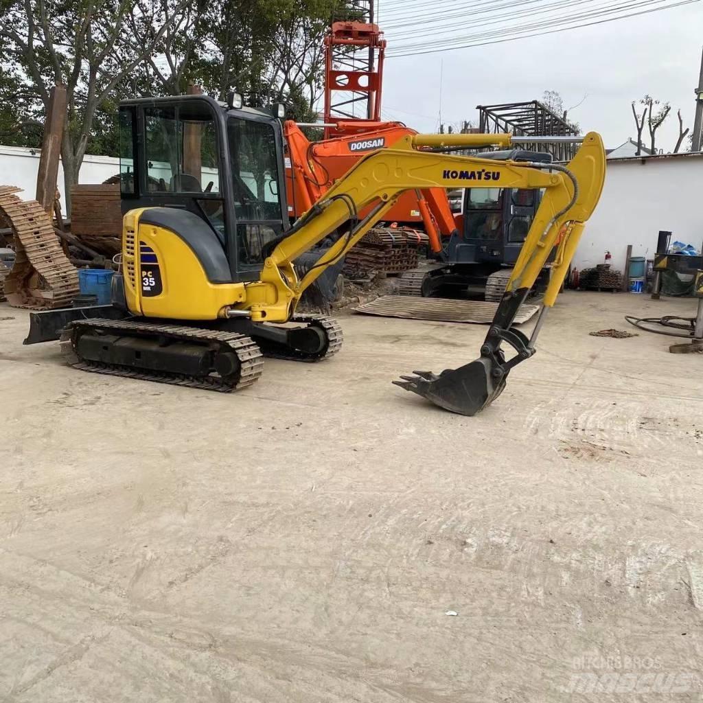 Komatsu PC 35 Minikoparki