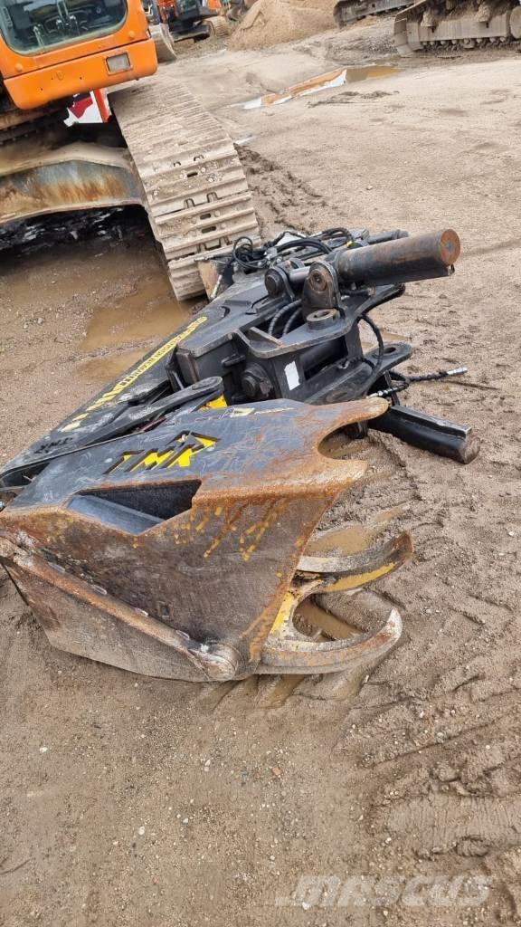 TMK 3000 Harwestery gąsienicowe