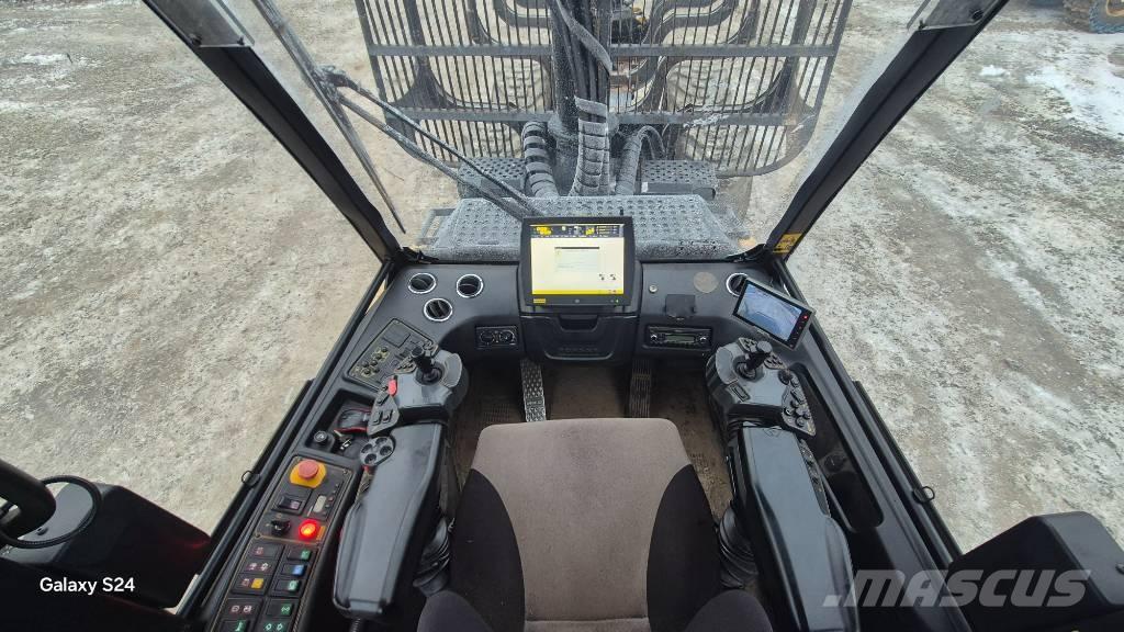 Ponsse WISENT 8W Forwardery