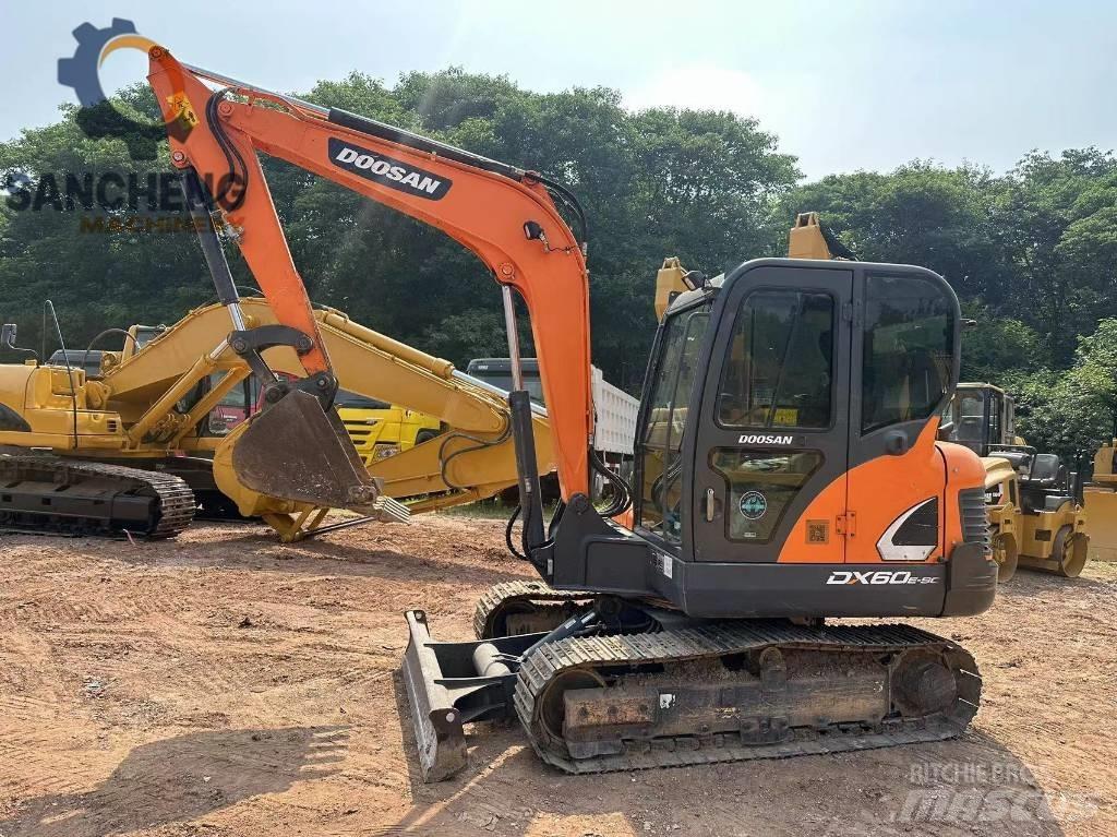 Doosan DX 60 Minikoparki
