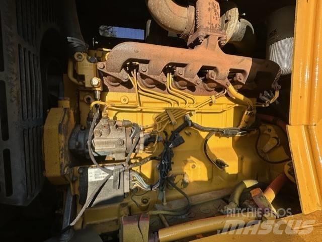 John Deere 540 G III Skidery