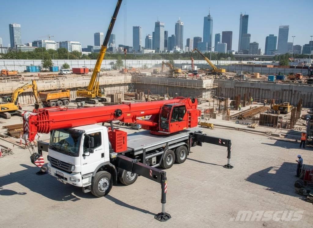 TCM 100 SP Żurawie gąsienicowe