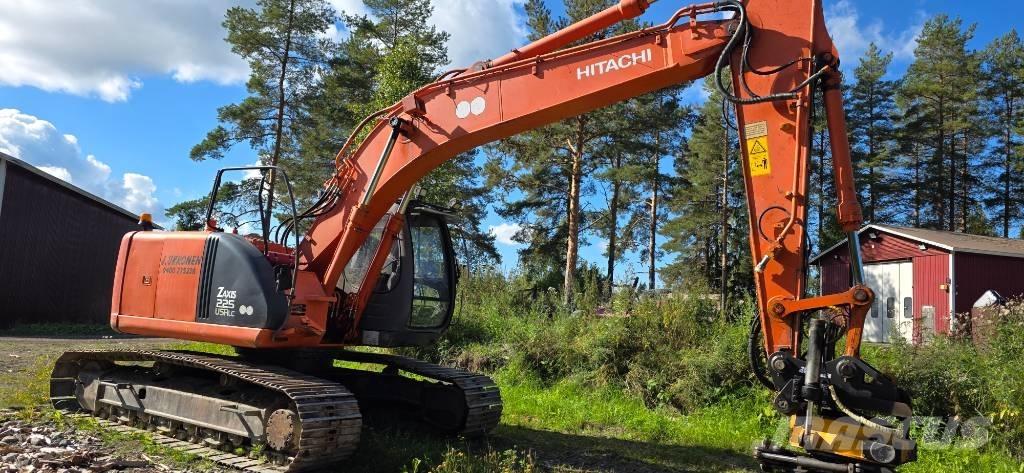 Hitachi ZX 225 USR Koparki gąsienicowe