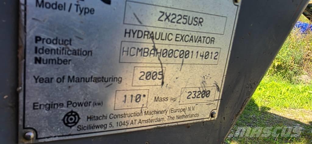 Hitachi ZX 225 USR Koparki gąsienicowe