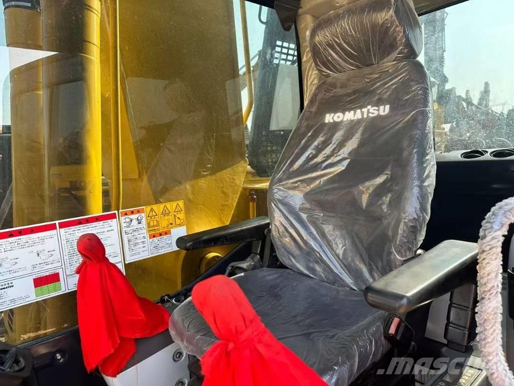 Komatsu PC 240 Koparki gąsienicowe