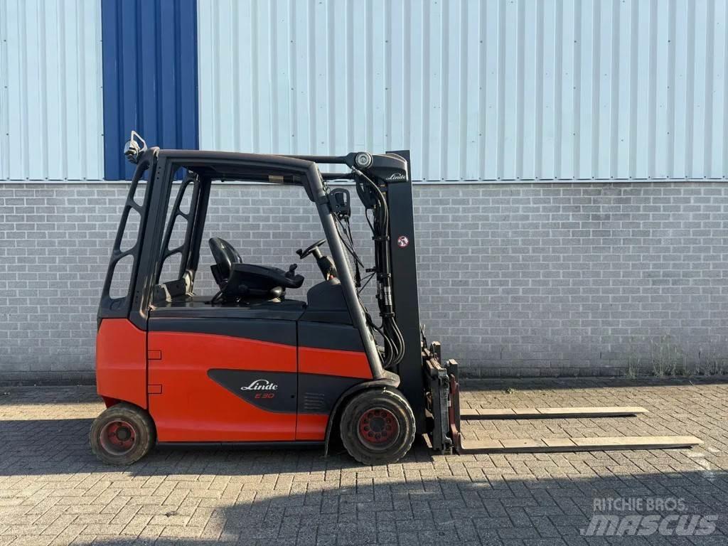 Linde E30HL-01/600 Wózki elektryczne