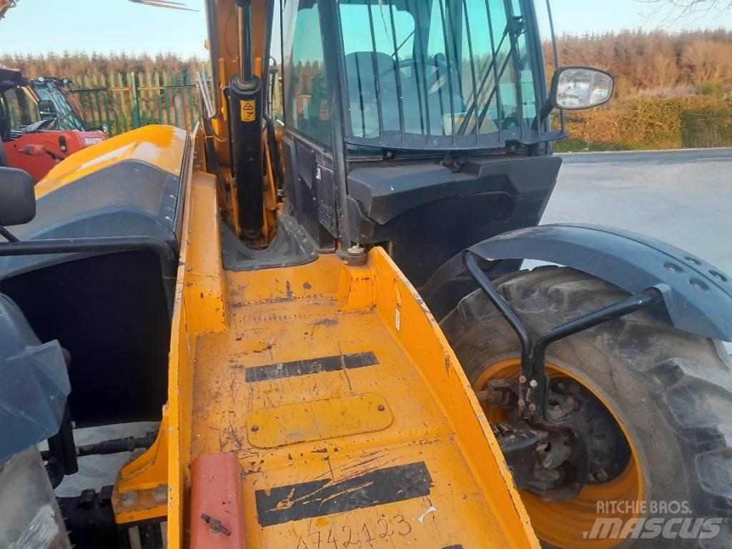 JCB 540-140 Ładowarki teleskopowe