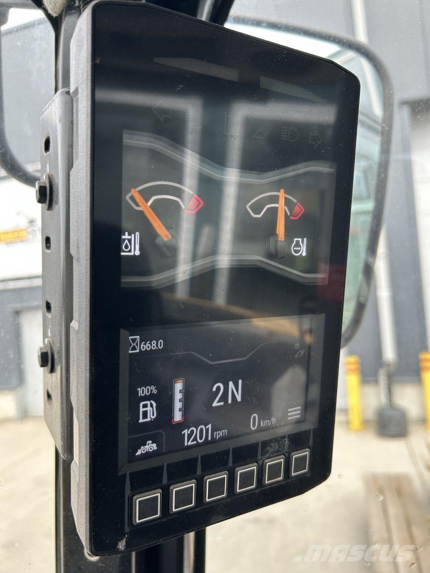 CAT 906M (8758) Ładowarki wielofunkcyjne