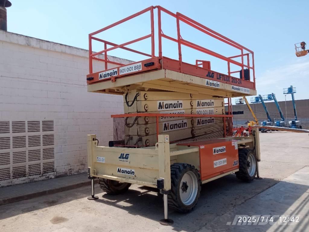JLG 203-24 Podnośniki nożycowe