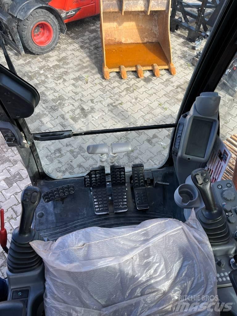 Hitachi ZX 210 LC-6 Koparki gąsienicowe