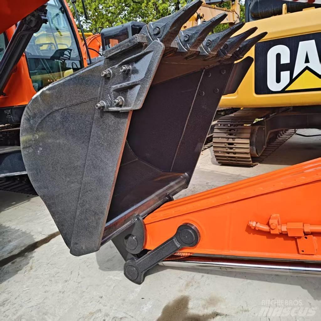 Doosan DX 225 Koparki gąsienicowe