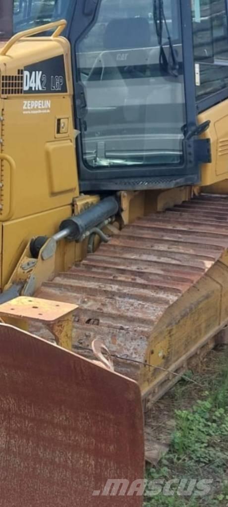 CAT D 4 K 2 LGP Spycharki gąsienicowe