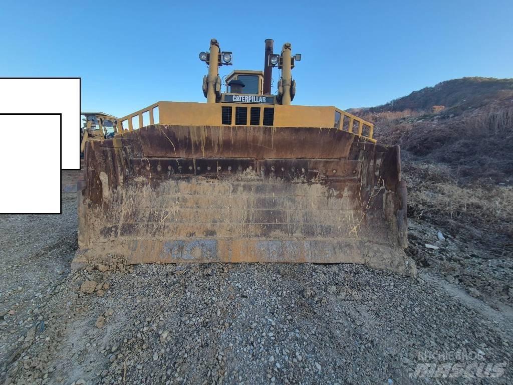 CAT D 9 N Spycharki gąsienicowe