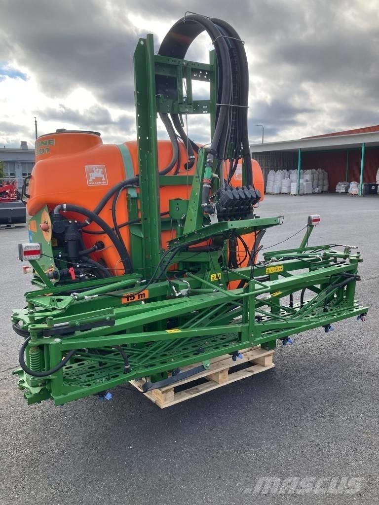 Amazone UF 901 Zamontowane opryskiwacze