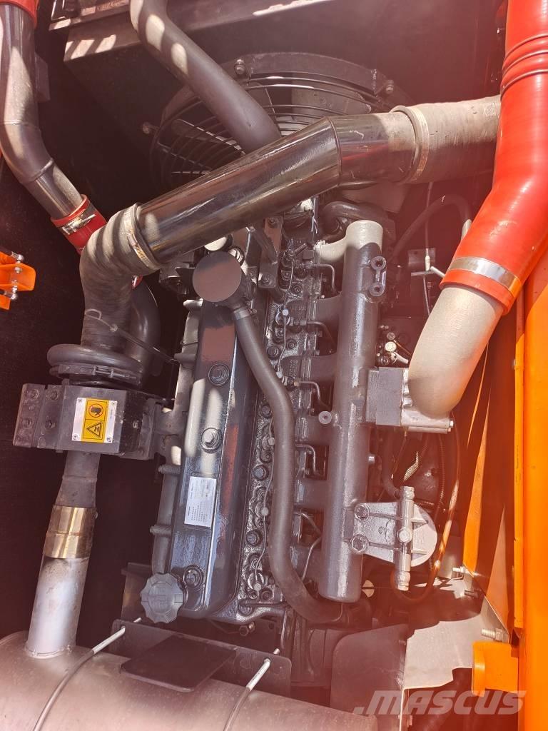 Doosan DX225 LC-9C Koparki gąsienicowe