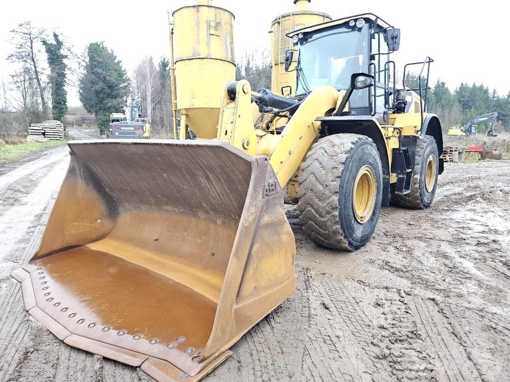 CAT 950M Ładowarki kołowe