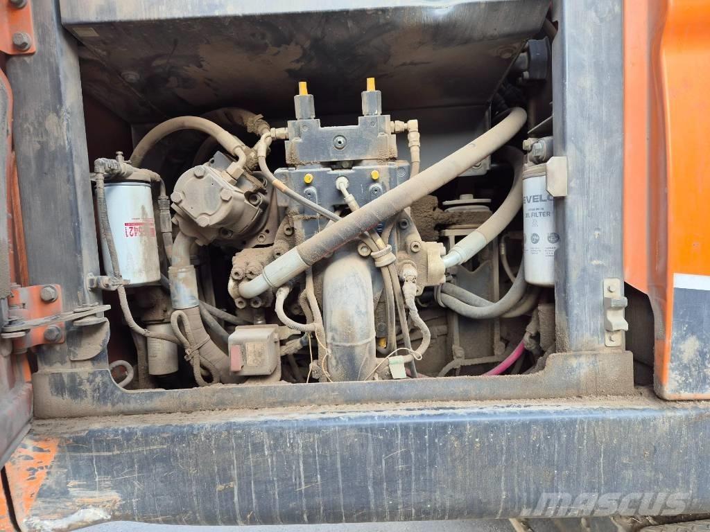 Doosan DX 210 W Koparki kołowe