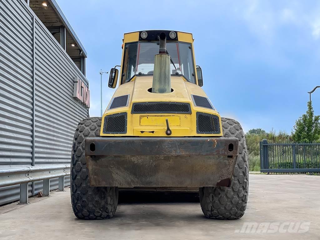Bomag BW 213 DH-4 Walce jednobębnowe