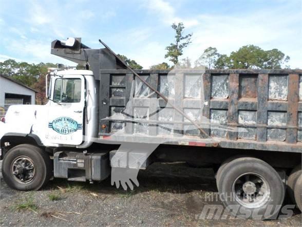 Mack DM600 Maszyny budowlane - Inne