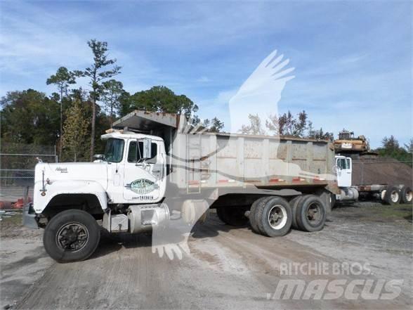 Mack DM600 Maszyny budowlane - Inne