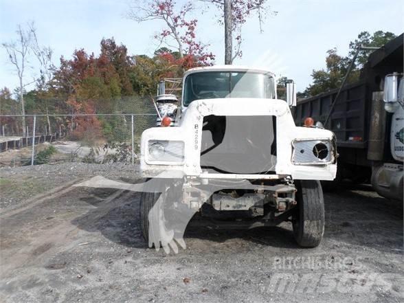 Mack RD600 Maszyny budowlane - Inne
