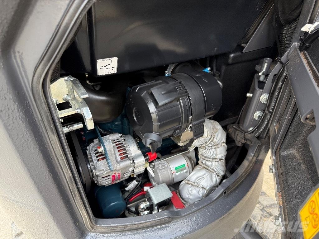 CASE CX 12 D Minikoparki