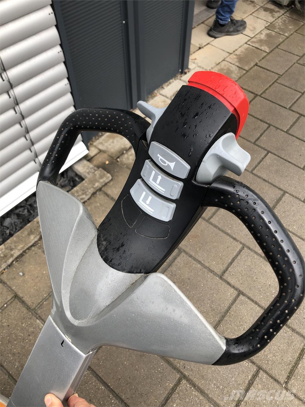 Still EXU16 Wózki widłowe unoszące z dyszlem