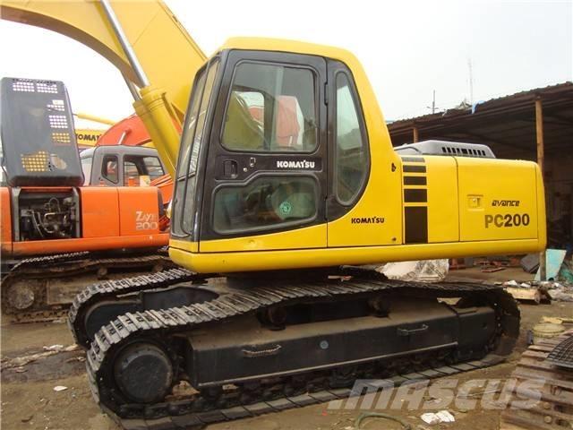 Komatsu PC 200 Koparki gąsienicowe