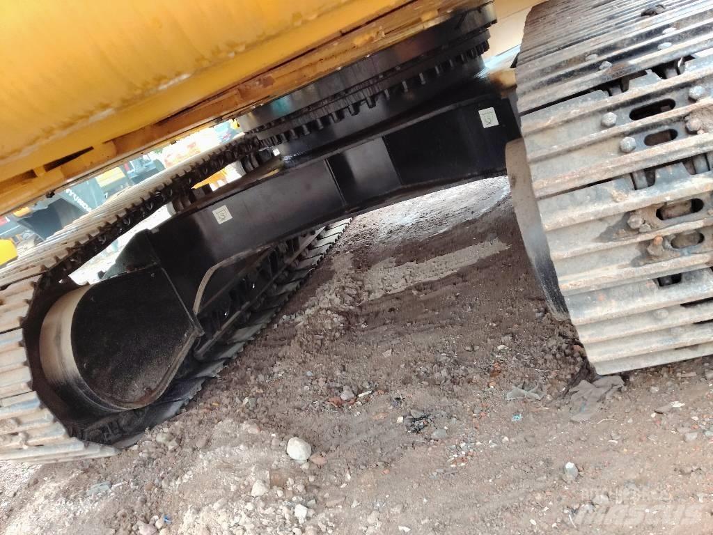 CAT 330D Koparki gąsienicowe