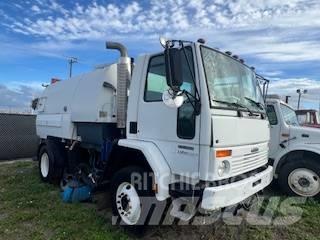 Freightliner FC 80 Zamiatarki