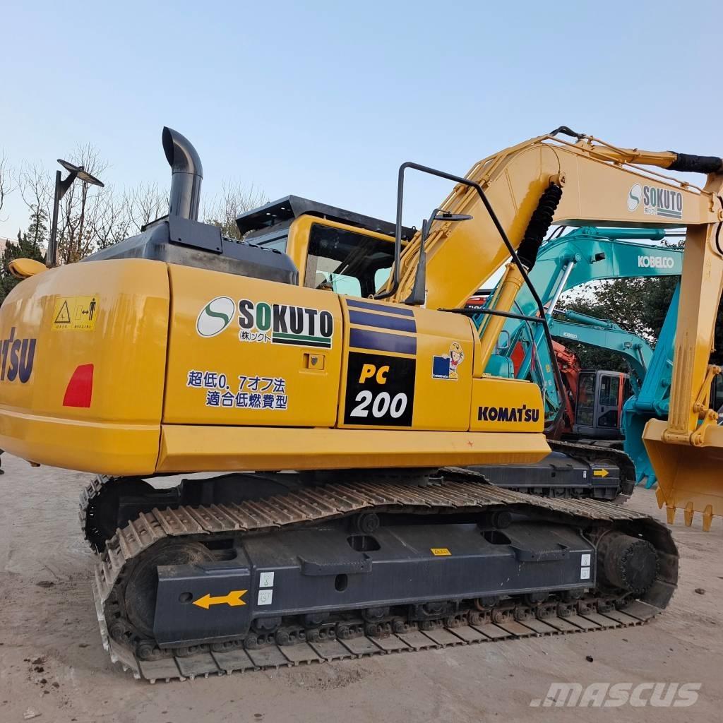 Komatsu PC 200-8 Koparki gąsienicowe