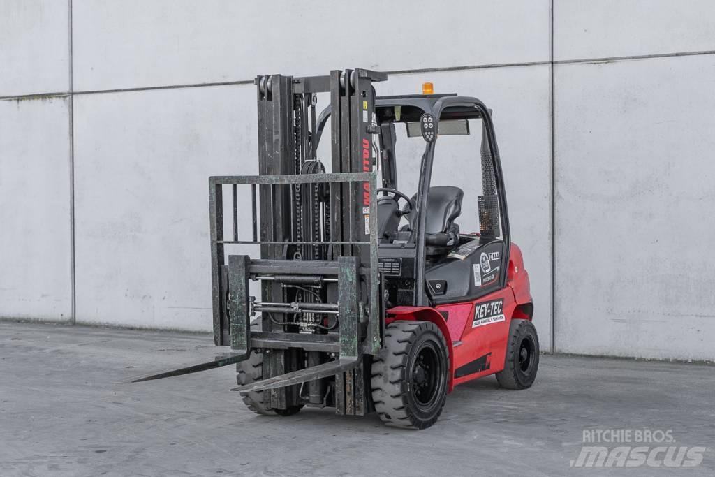 Manitou MI 30 D Wózki Diesla
