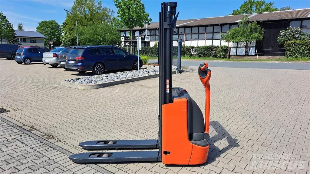 Linde L12- BR1172 Wózki widłowe unoszące z dyszlem