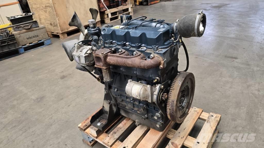 Kubota V 2203 Silniki