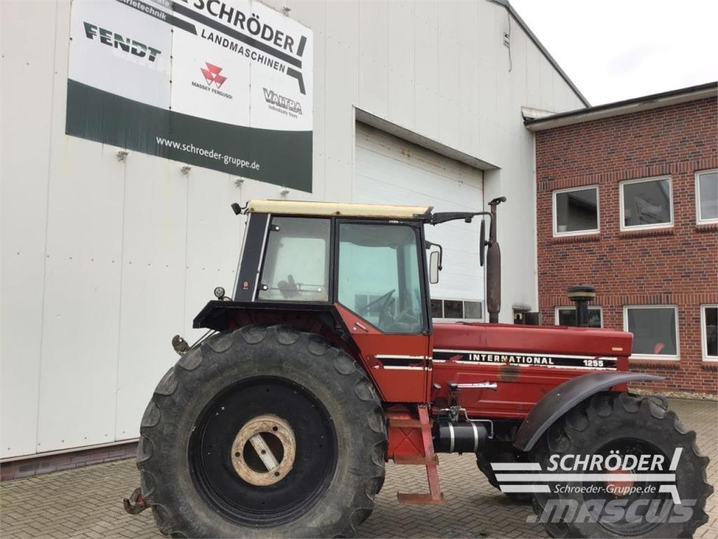Case IH 1255 Ciągniki rolnicze