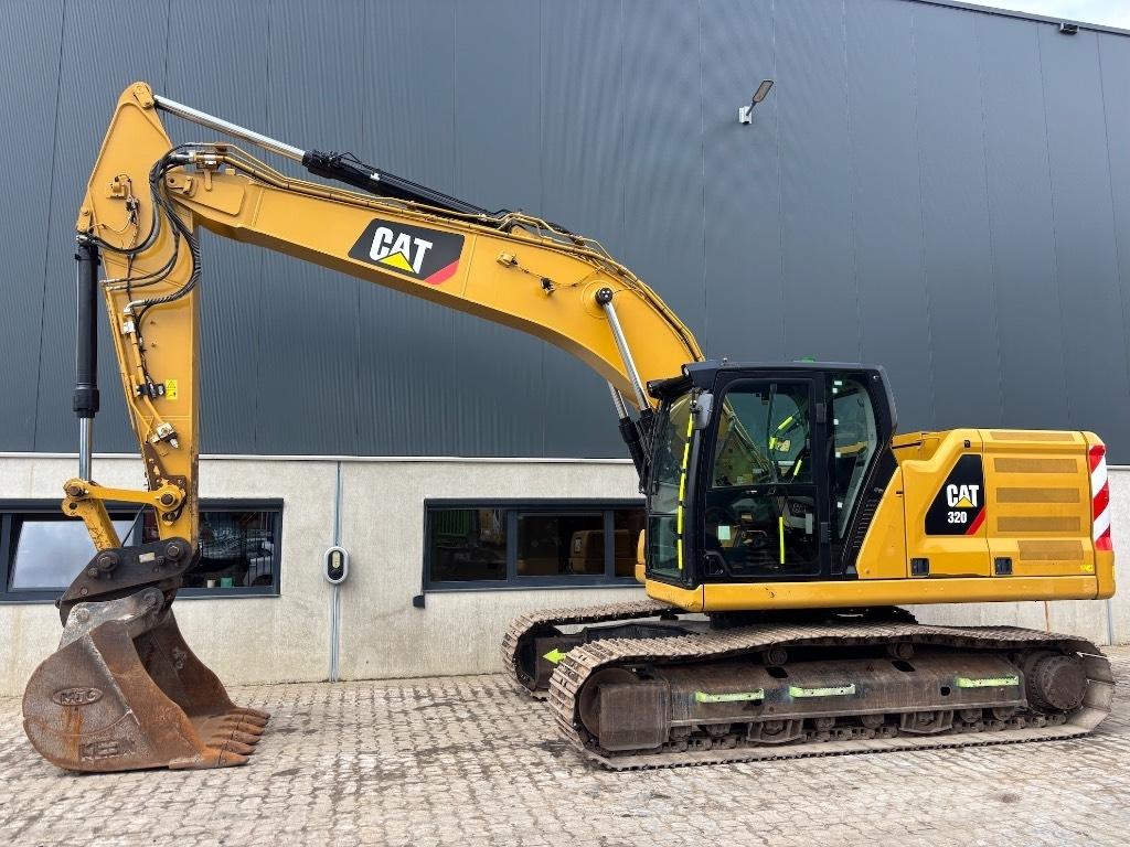 CAT 320 Koparki gąsienicowe