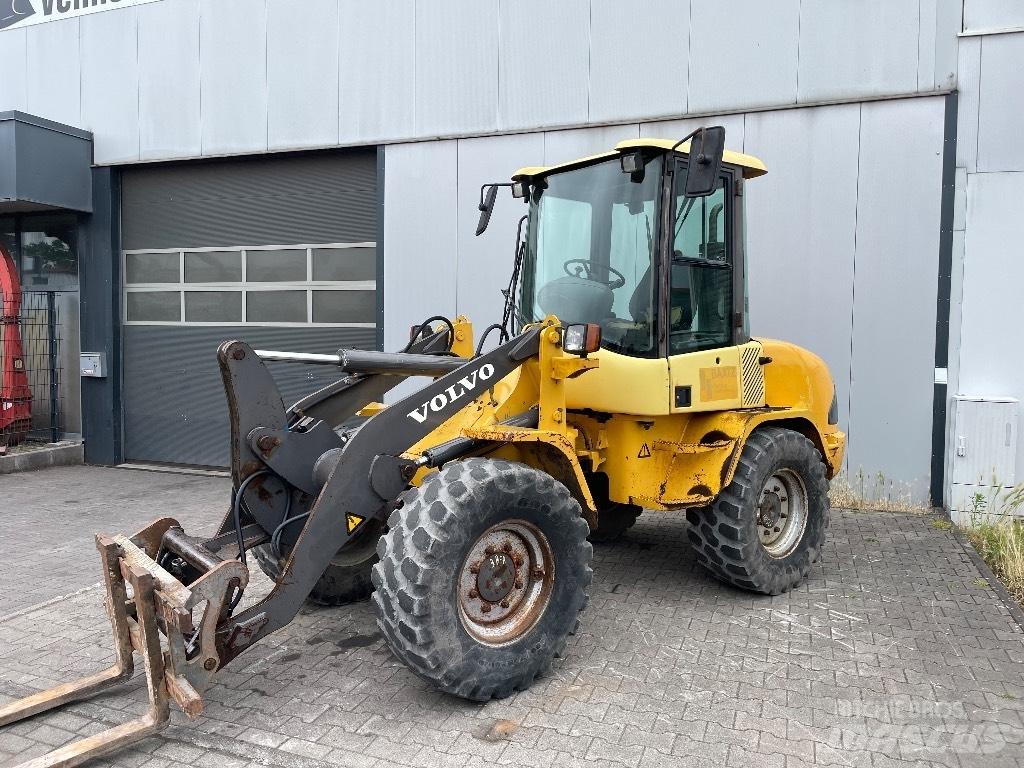 Volvo L 30 B Ładowarki kołowe