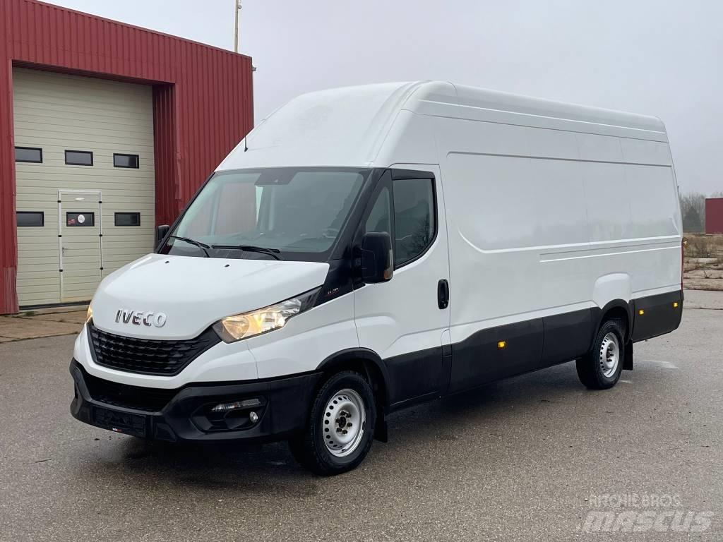 Iveco Daily Samochody dostawcze ze skrzynią zamkniętą