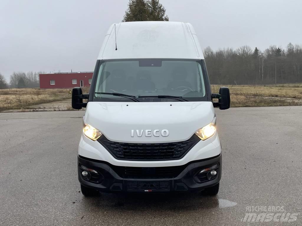 Iveco Daily Samochody dostawcze ze skrzynią zamkniętą