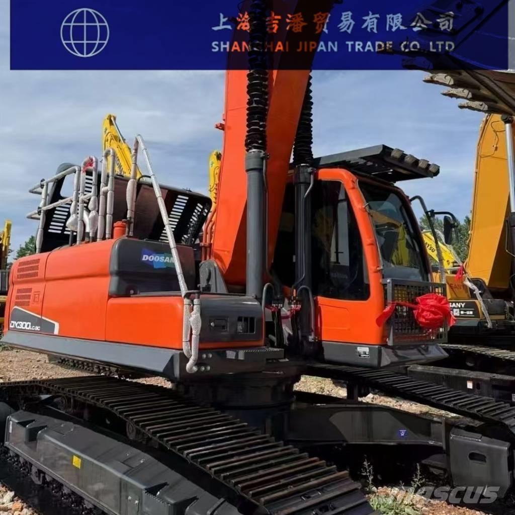 Doosan DX 300 Koparki gąsienicowe