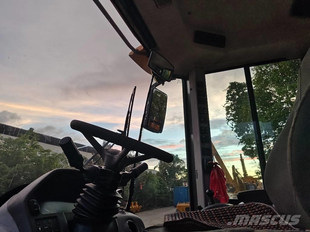 Volvo L 120 Ładowarki kołowe