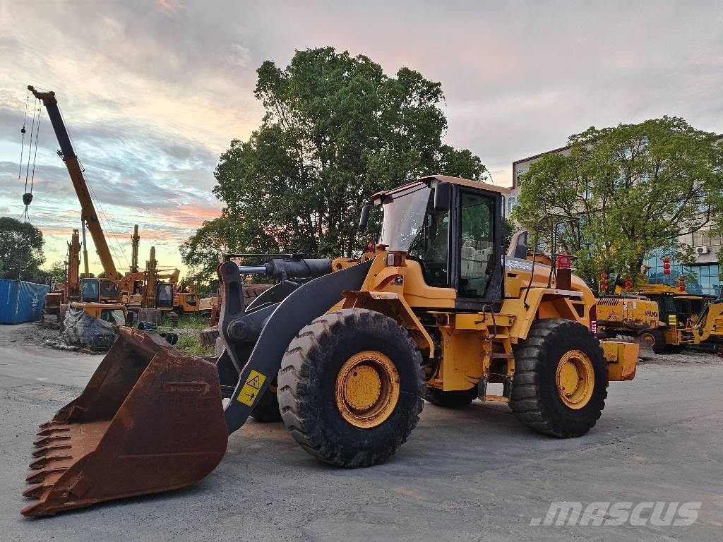 Volvo L 120 Ładowarki kołowe