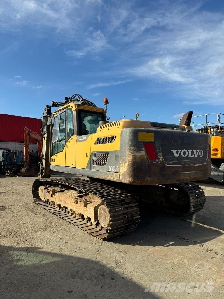 Volvo EC 220 DL Koparki gąsienicowe