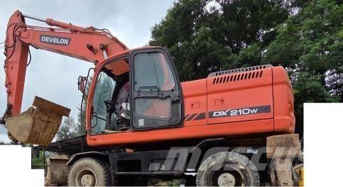 Doosan DX 210 W Koparki kołowe
