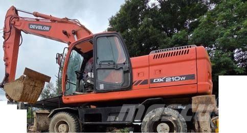 Doosan DX 210 W Koparki kołowe