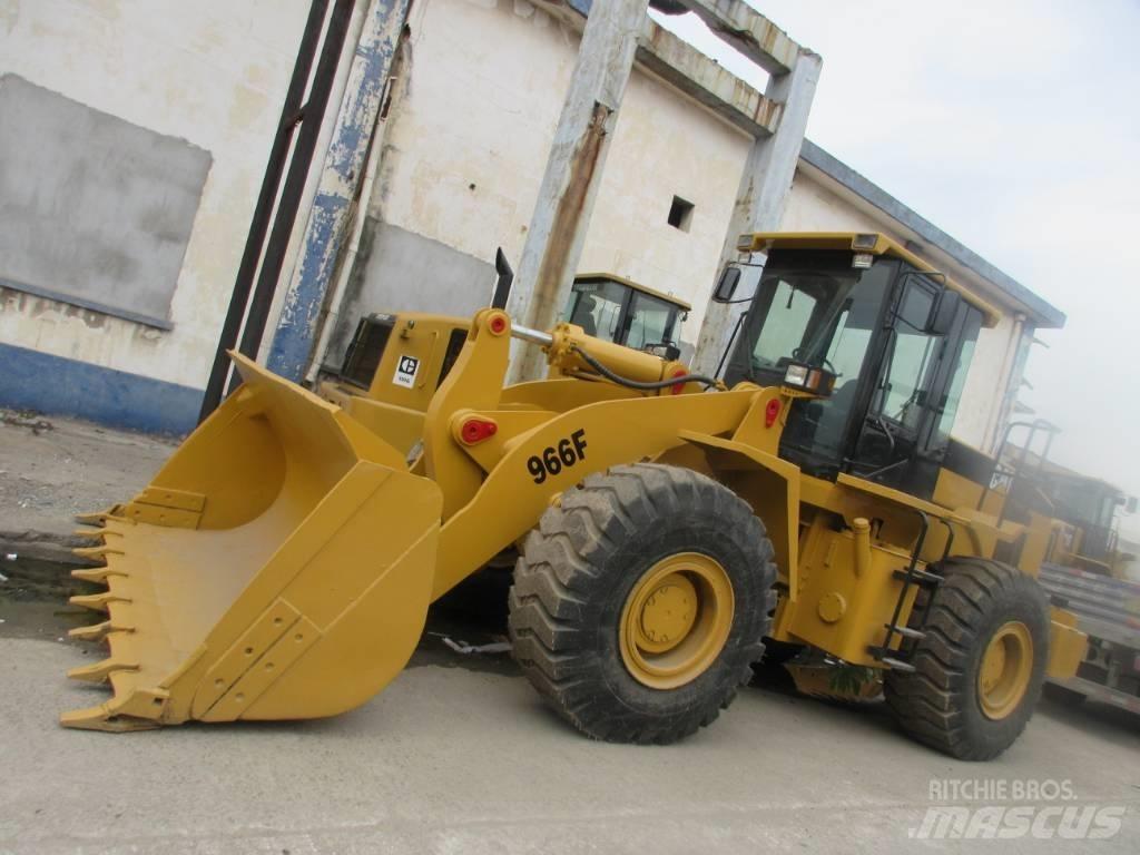 CAT 966 F Ładowarki kołowe
