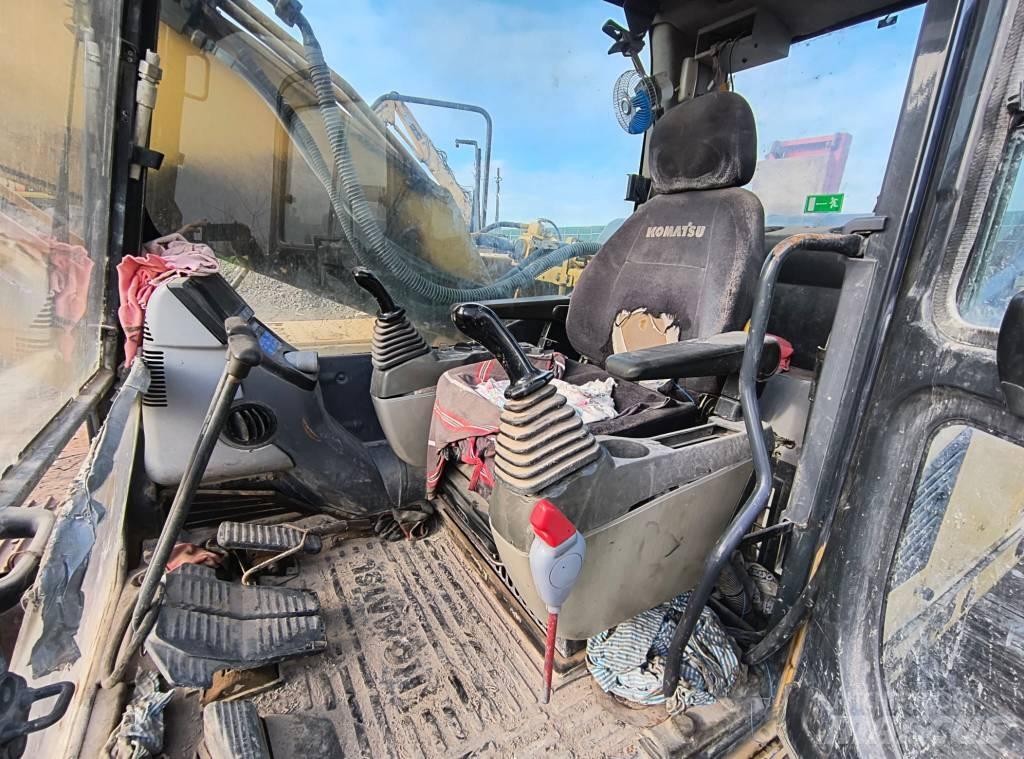 Komatsu 210 LC Koparki gąsienicowe