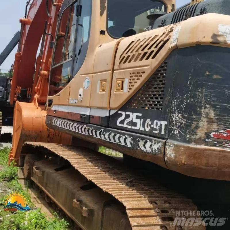 Hyundai 225lc-9t Koparki gąsienicowe